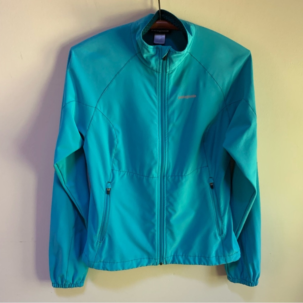 Patagonia ~ Women’s Traverse Full Zip Turquoise Jacket